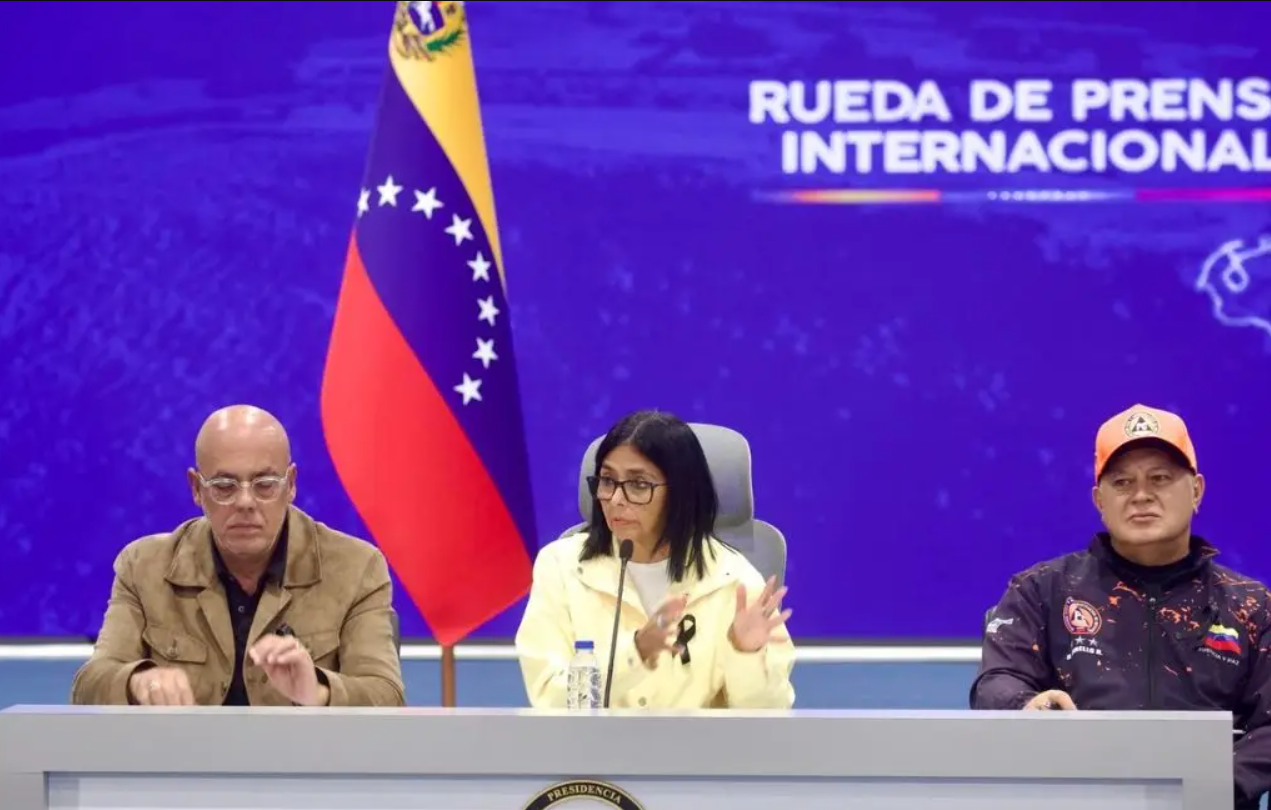 Delcy Rodríguez anuncia apoyo del FMI y nuevas gestiones para reconstruir Venezuela