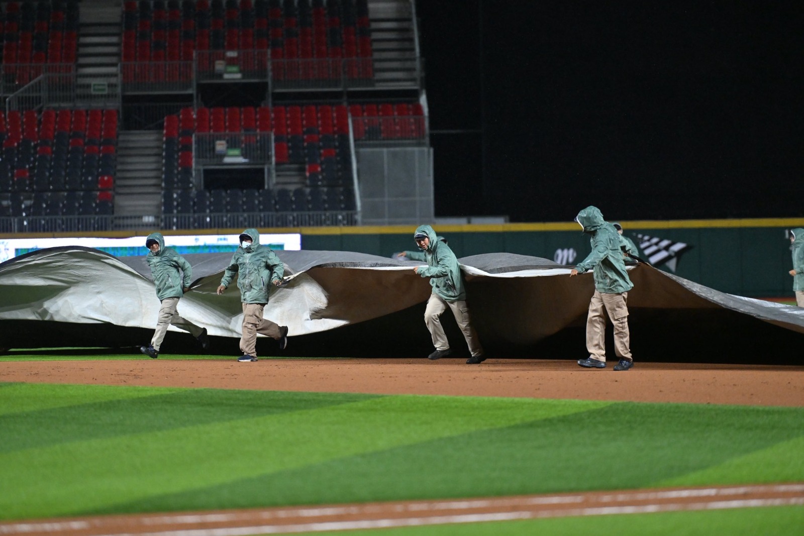 Con sorpresa de los de Yucatán, Diablos y Leones definen la serie con doble cartelera tras la lluvia