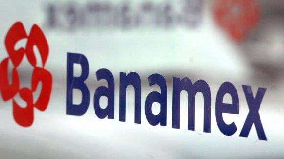 Banamex cambia anualidad por membresía mensual en tarjetas de crédito