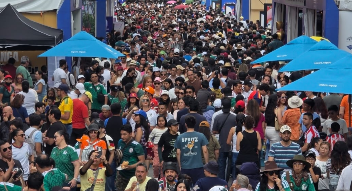 Aldea Global 2026 atrae a cientos de visitantes al Bosque de Chapultepec durante el Mundial de 2026