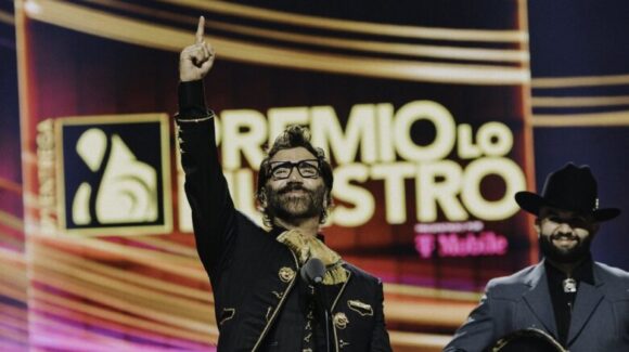 Alejandro Fernández anuncia concierto gratis con Julión Álvarez en Guadalajara