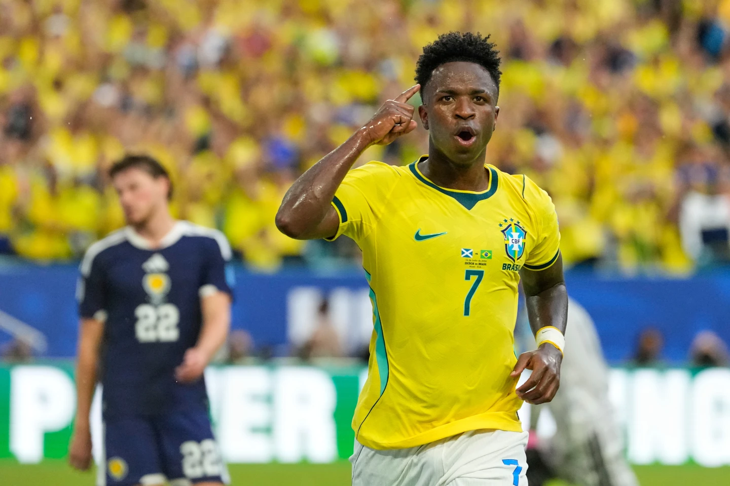 Brasil arrolla a Escocia y avanza como líder; Neymar reaparece en el Mundial 2026.