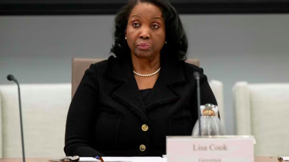 La Corte Suprema de EU frena intento de Trump para despedir a Lisa Cook de la Reserva Federal