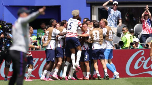 Estados Unidos avanza a dieciseisavos de final del Mundial 2026 tras vencer a Australia