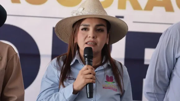 Alcaldesa de Uruapan presenta acción de inconstitucionalidad contra Reforma Electoral en Michoacán