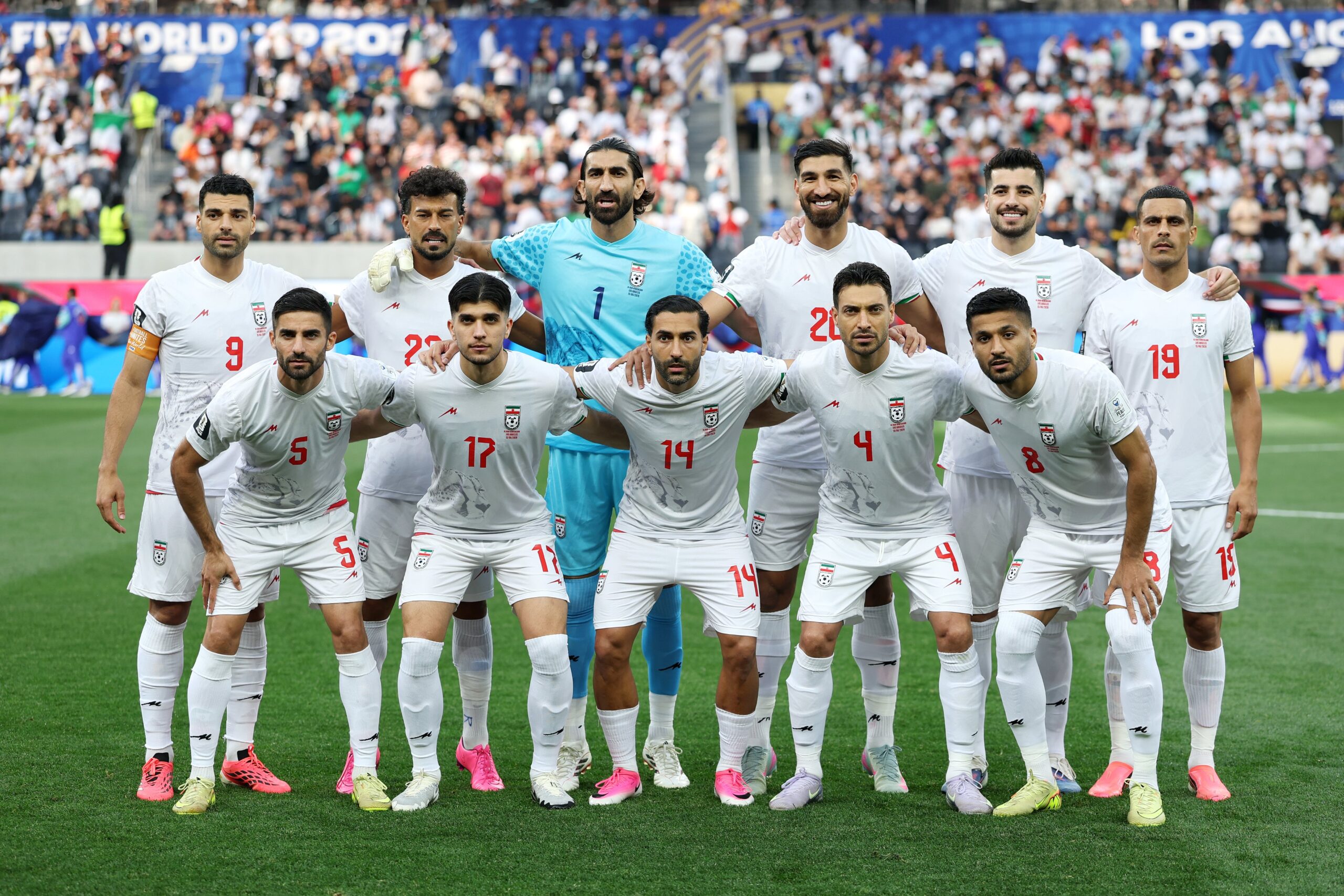 Selección de Irán deja mensaje de paz en vestuario durante Mundial 2026.
