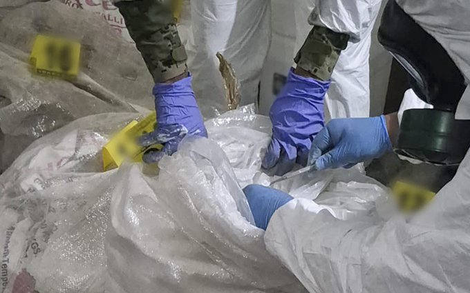 Cárteles mexicanos controlan producción y tráfico de drogas en el mundo, según informe de la ONU.