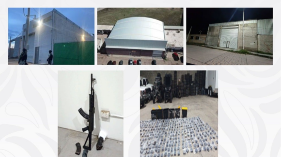 Operativo en Durango asegura 46 vehículos y arsenal presuntamente del Cártel de Sinaloa