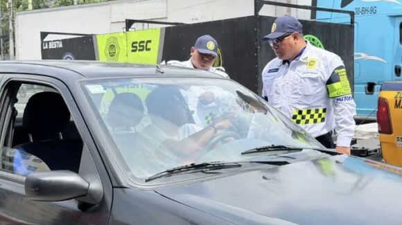 Más de mil policías auxiliares ya pueden aplicar multas de tránsito en la CDMX