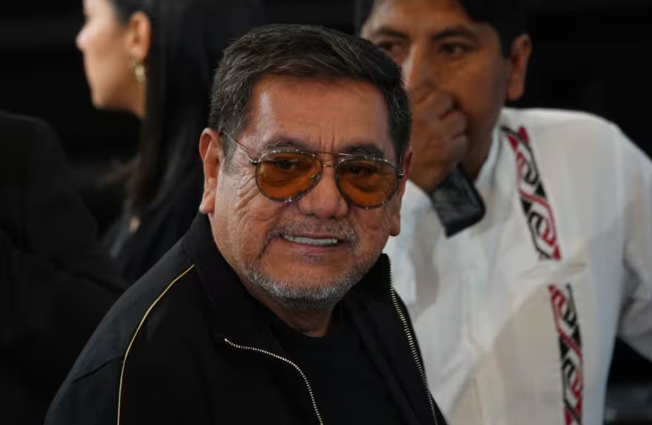 Félix Salgado Macedonio renuncia a candidatura en Guerrero por rechazo de Morena.