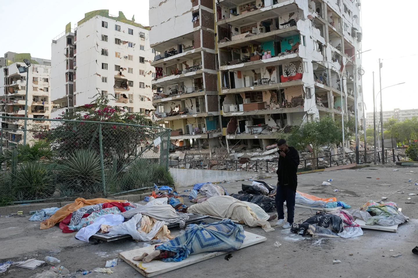 Asciende a mil 430 la cifra de muertos y más de tres mil heridos por terremotos en Venezuela.