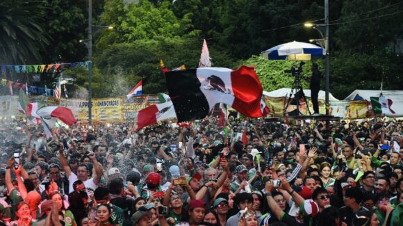 ¡Histórico! 800 mil aficionados de la Selección Mexicana abarrotan el Ángel de la Independencia