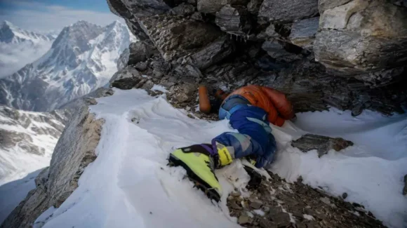 Identifican alpinista cuyo cuerpo permanece desde hace 30 años en el Monte Everest