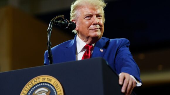 “No me importa, México y Canadá nos necesitan; nosotros no los necesitamos a ellos”, dice Donald Trump sobre el T-MEC