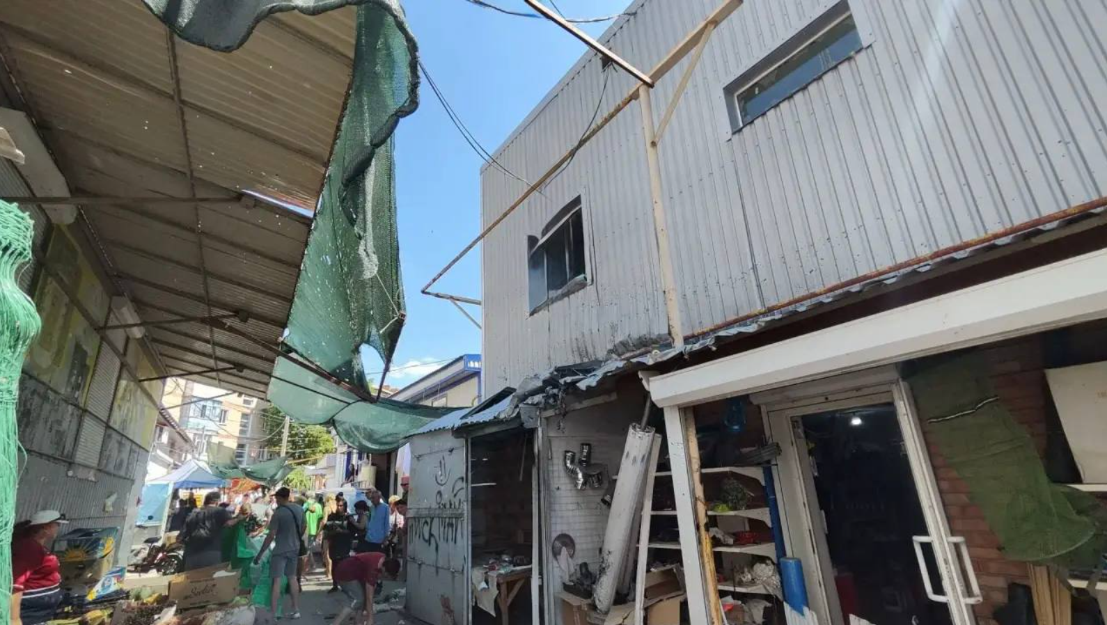 Ataque en mercado de Tokmak deja cinco muertos y 18 heridos