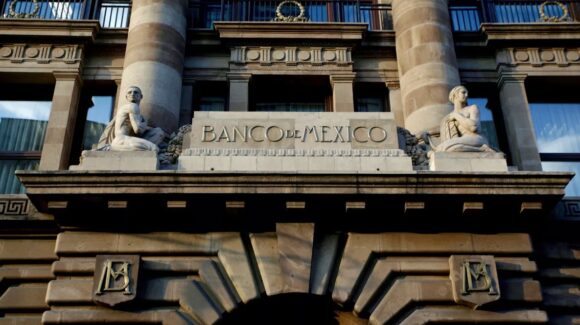 Hay chamba en el Banco de México: Vacante tecnológica en el Centro Histórico de la CDMX