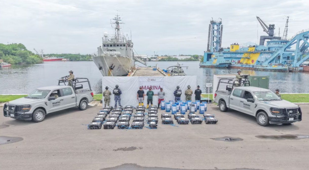 Semar asegura más de una tonelada de cocaína