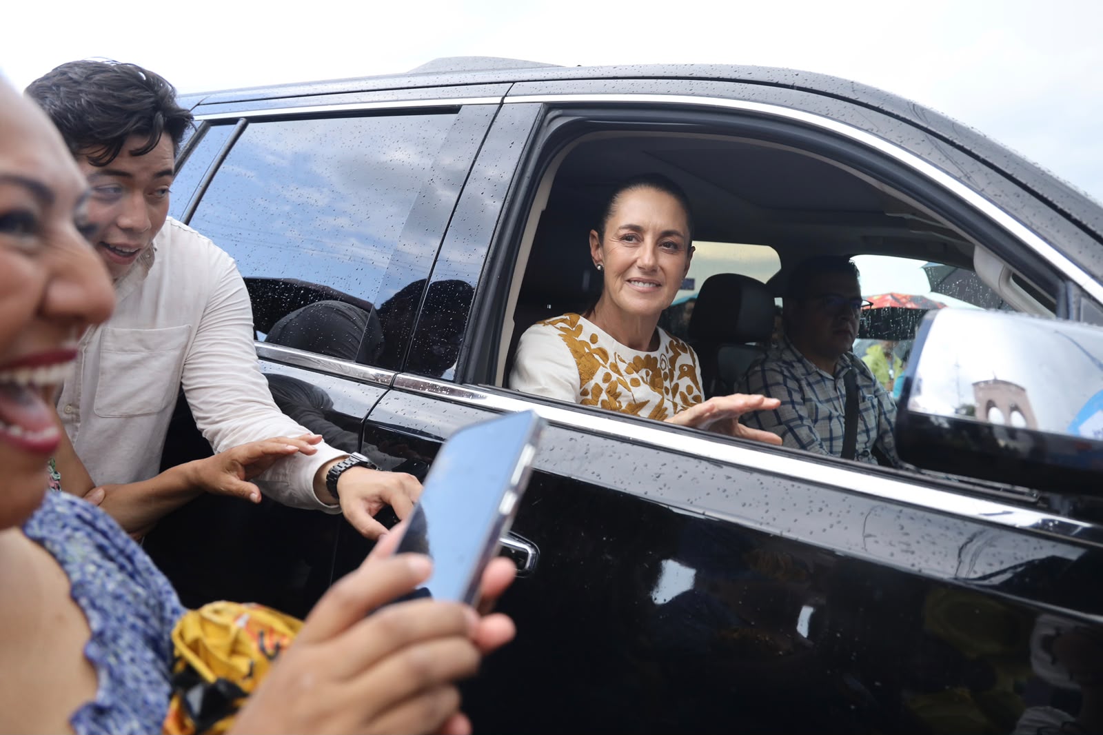 Claudia Sheinbaum recibirá a la CNTE el 13 de agosto tras diálogo durante gira por Oaxaca.