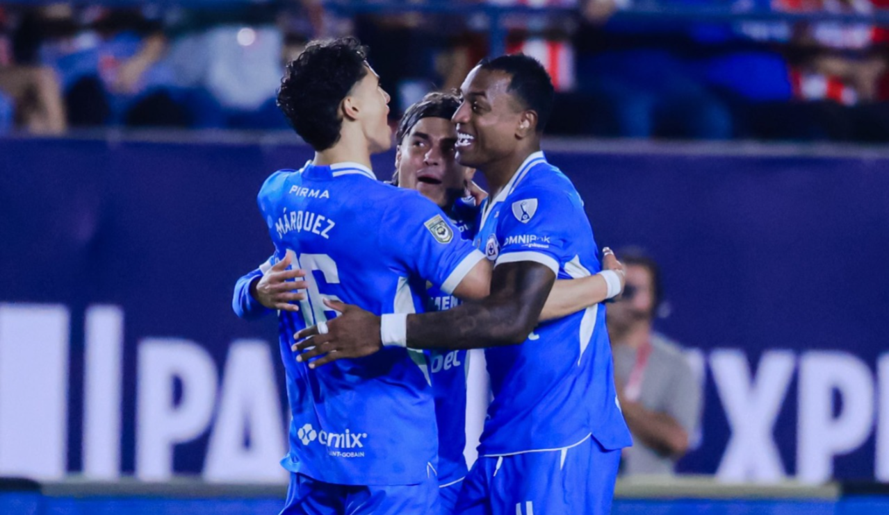 Cruz Azul remonta al Atlético San Luis y arranca con triunfo la defensa del título en el Apertura 2026.