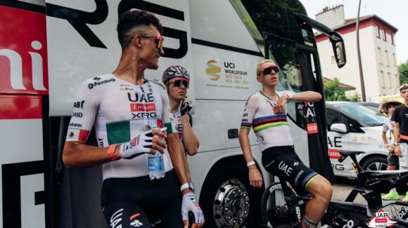 El ciclista mexicano Isaac del Toro termina tercero en la etapa 6 del Tour de Francia