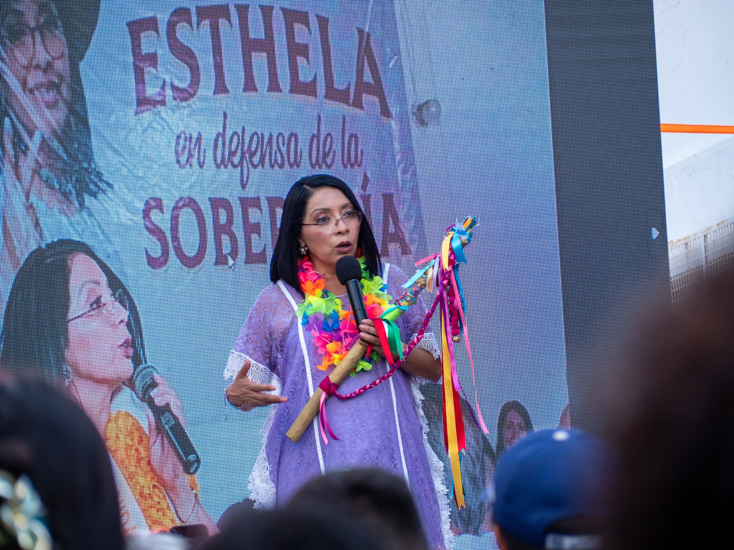 Esthela Damián recibe Bastón de Mando y promete rescate de barrios históricos de Acapulco.