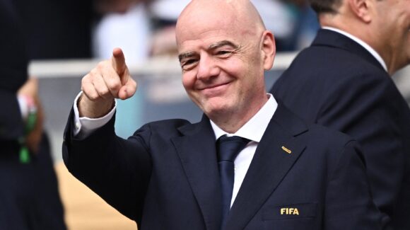 Fútbol: Gianni Infantino ya analiza expandir la Copa del Mundo a 64 selecciones en el futuro