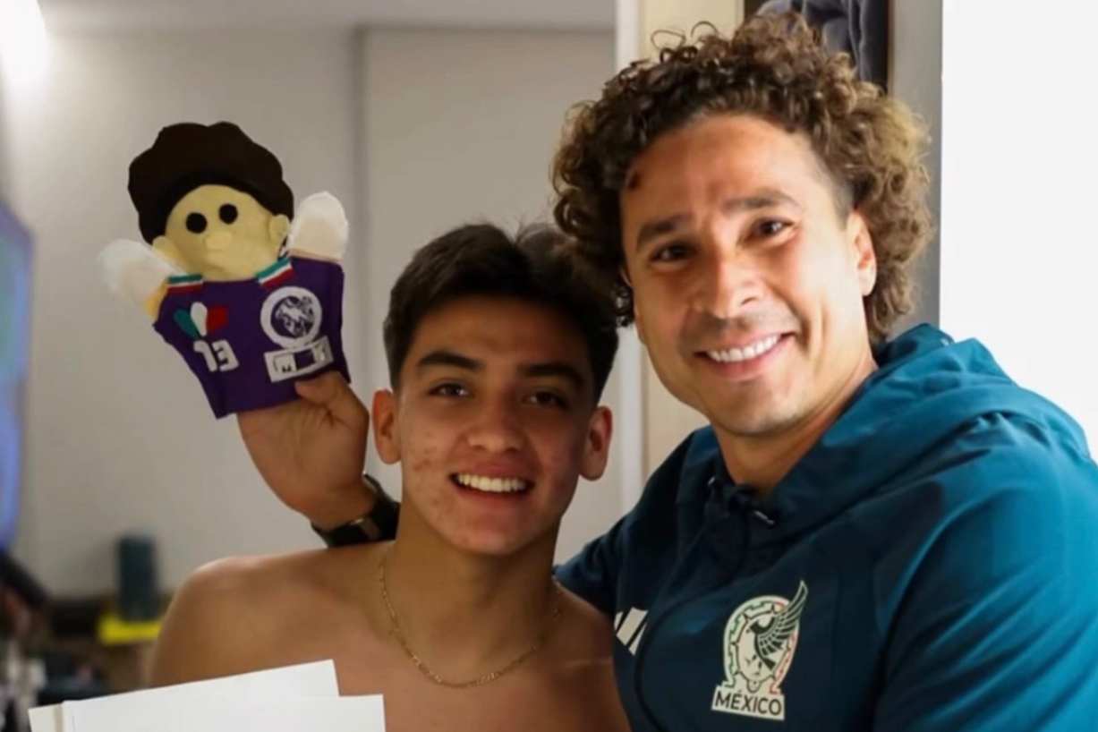 Con emotivo mensaje, Gilberto Mora felicita a Guillermo Ochoa en su cumpleaños 41.