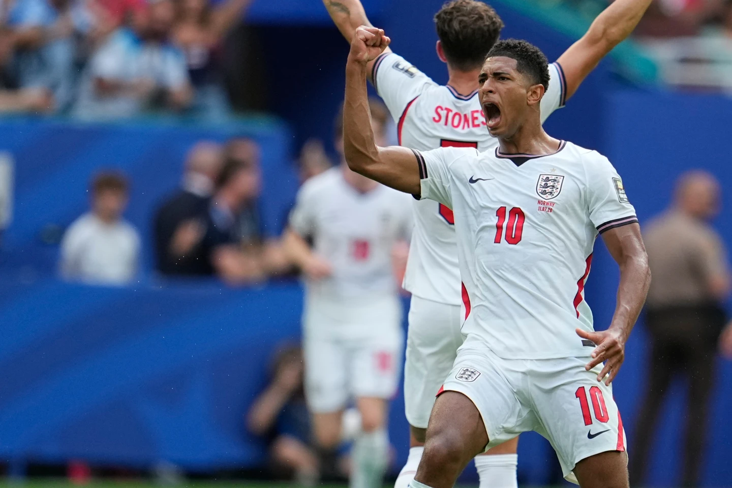 Bellingham firma doblete oara vencer a Noruega y mete a Inglaterra en semifinales del Mundial 2026.