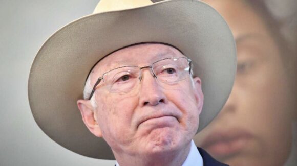 Ken Salazar responde a Sheinbaum y defiende su versión sobre captura de ‘El Mayo’ Zambada