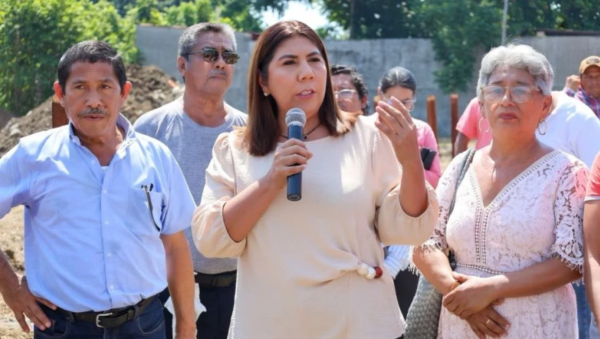 “Usted ya va de salida, señor” video de alcaldesa de Huimanguillo desata polémica por comentario a adulto mayor.