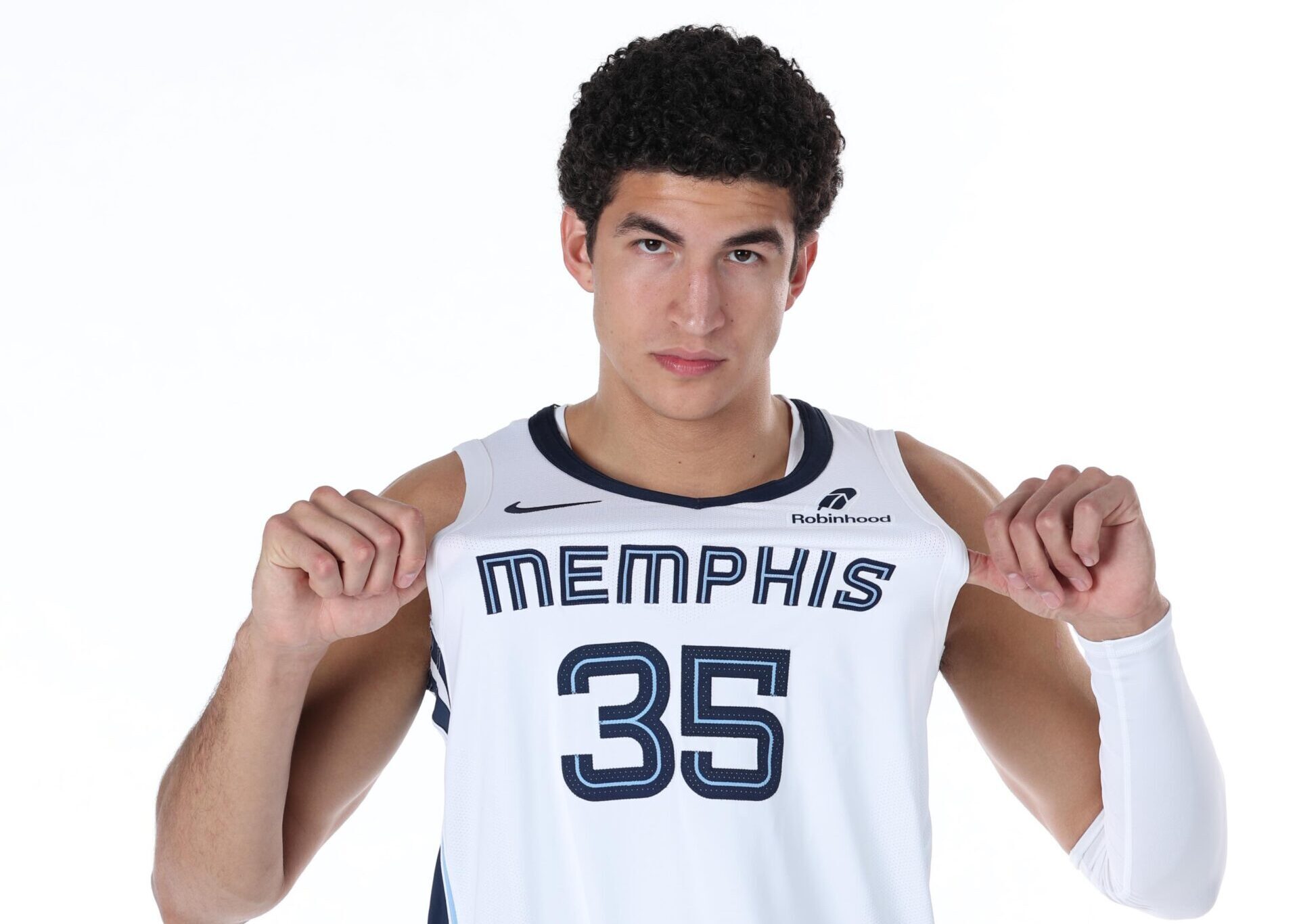 NBA: Karim López: Grizzlies vs Thunder ¿Dónde y a qué hora ver el debut del mexicano en la Summer League?
