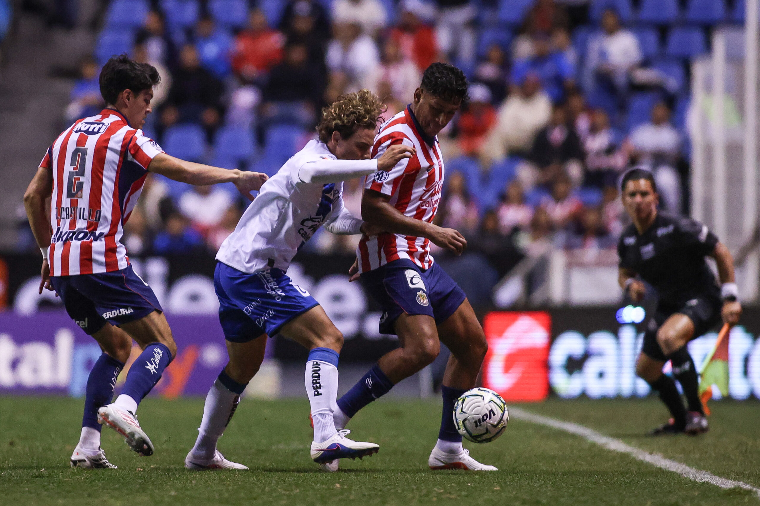 Chivas rescata un punto ante Puebla en la Jornada 3 del Apertura 2026 de la Liga MX.