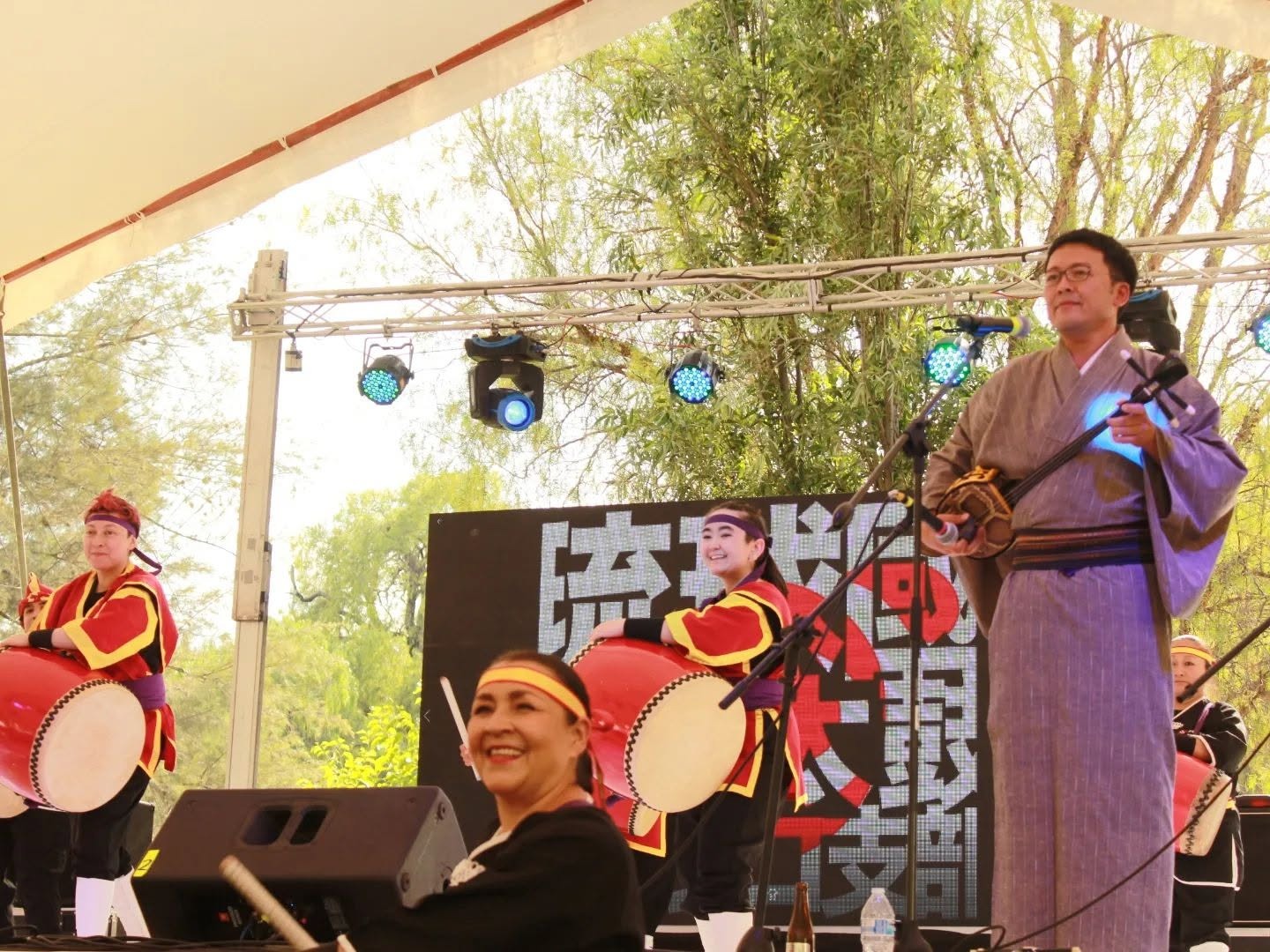 El grupo Ryukyukoku Matsuri Daiko México Shibu