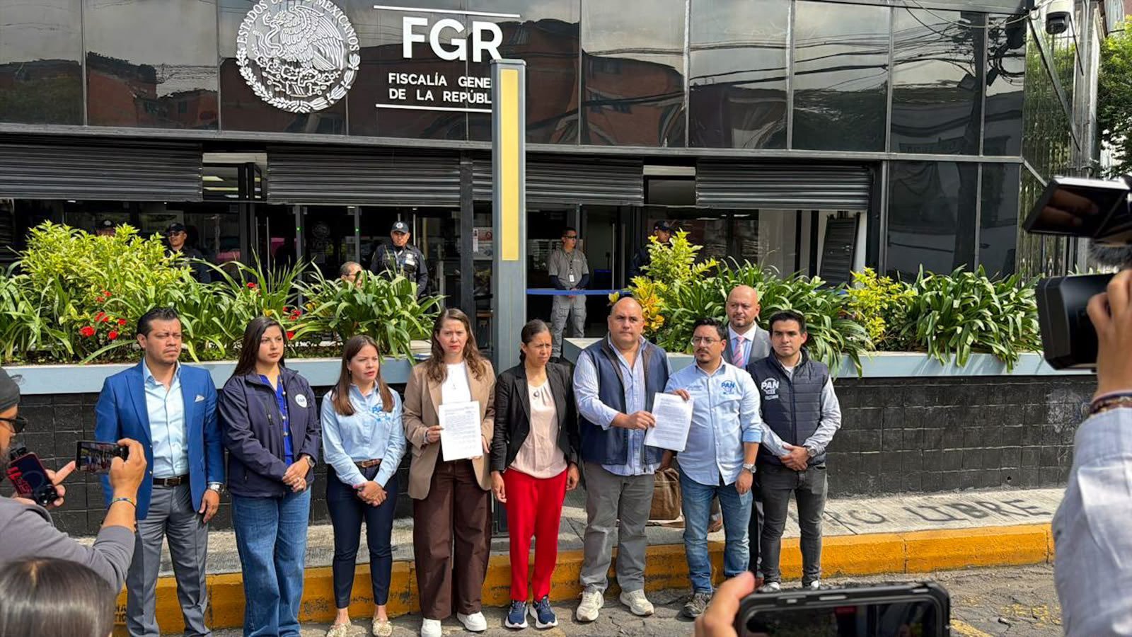 PAN denuncia a Gonzalo López Beltrán, hijo de AMLO, por descarrilamientos del Tren Interoceánico.