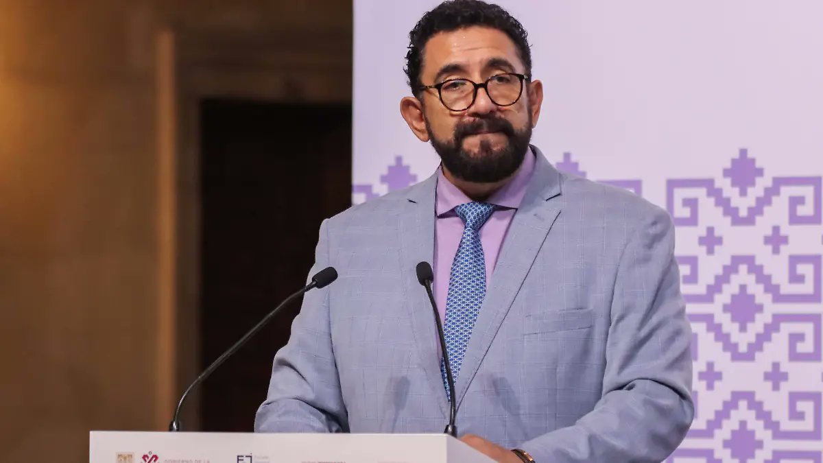 Renuncia Ulises Lara López a la FGR tras seis meses en cargo de asuntos relevantes.