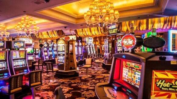 Secretaría de Gobernación suspende 10 casinos en línea vinculados a lavado