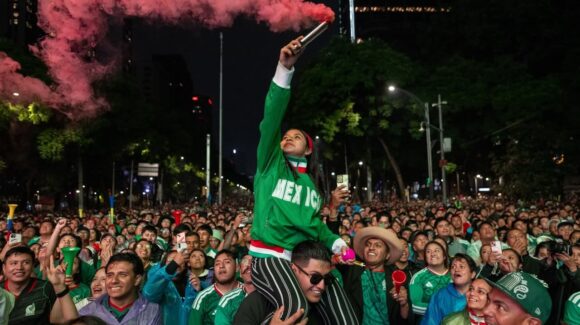 ¿Por qué los mexicanos celebran en las calles? La antropología explica la euforia mundialista