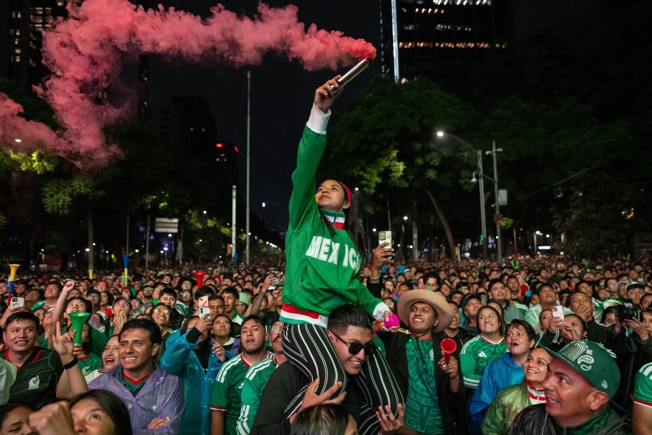 ¿Por qué los mexicanos celebran en las calles? La antropología explica la euforia mundialista