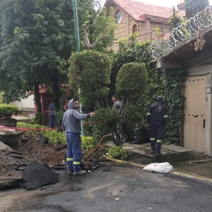 Trabajos inconclusos provocan inundaciones en Tlalpan