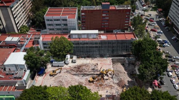 Tlatelolco recuperará hospital del Issste tras 14 años de abandono; obra ya inició en CDMX