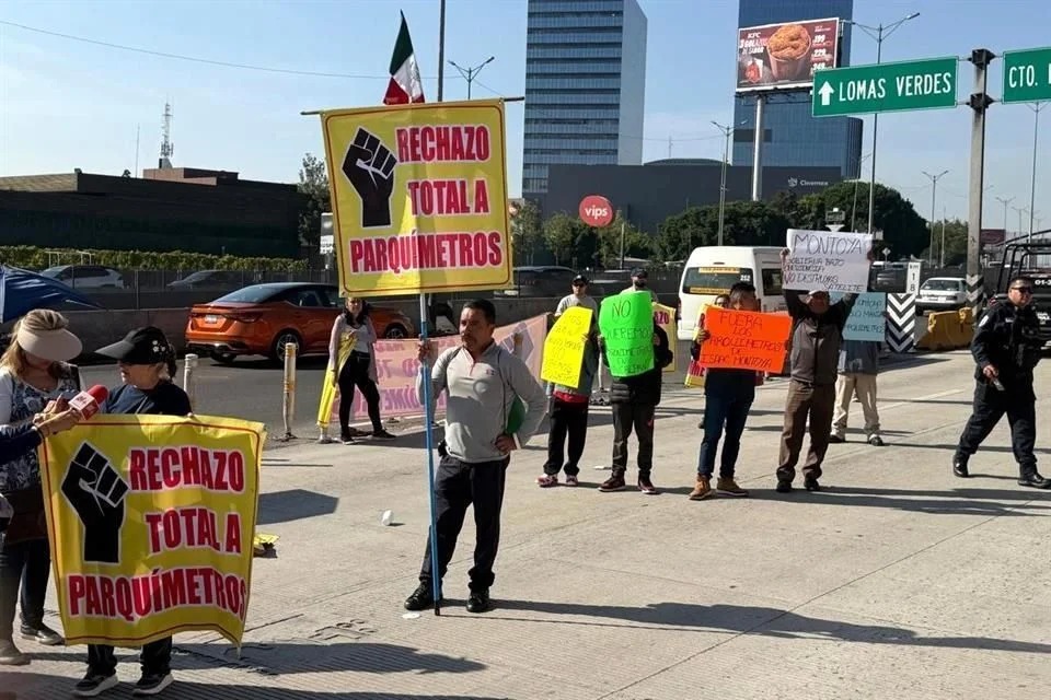 Edomex: Parquímetros en Naucalpan desatan bloqueos en Periférico Norte y dividen a Satélite