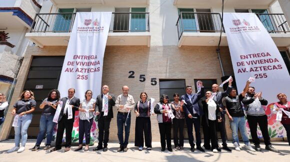 CDMX invierte 18 mil mdp en vivienda social: Entregan 141 nuevos departamentos sustentables