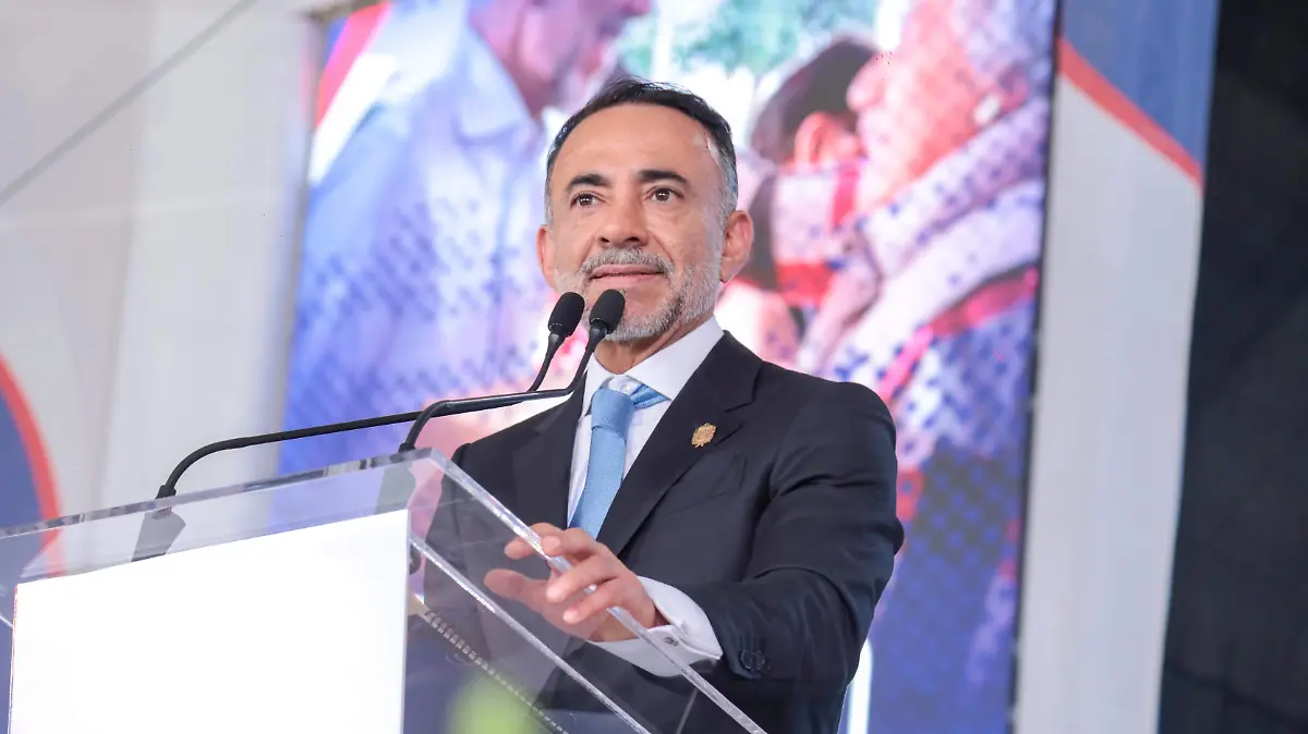 Fernando Flores Fernández