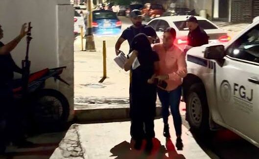 Detienen a Danna Yanina ‘N’, auxiliar del grupo femenil en la Academia Doenitz, por el caso de Dafne Zapata