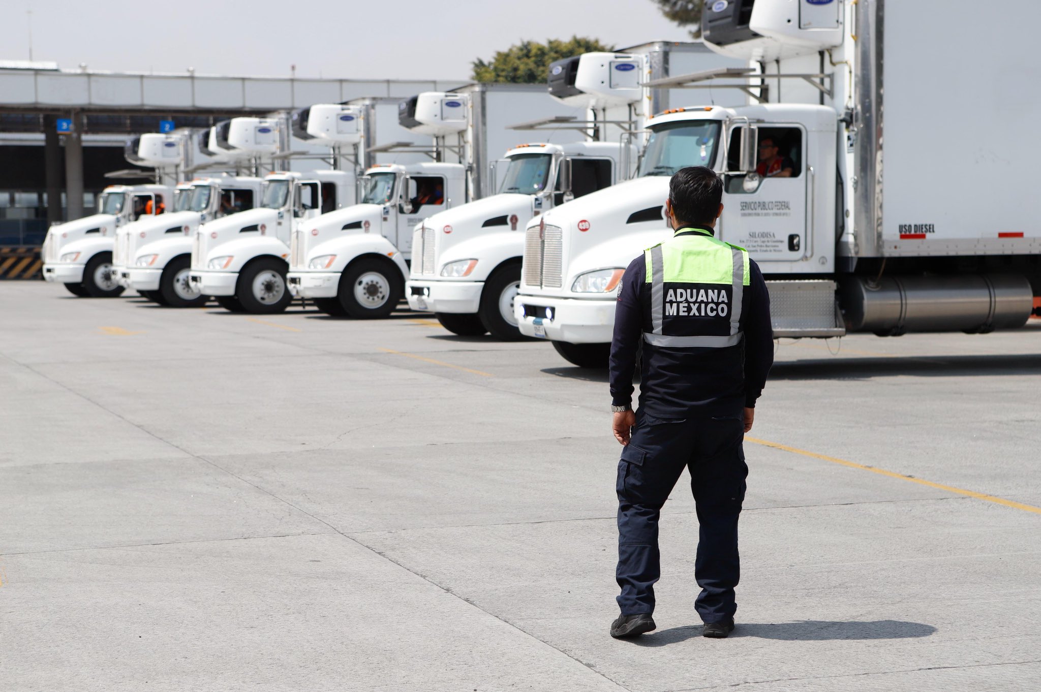 Aduanas de México alcanzan 131.6 mil millones en julio.