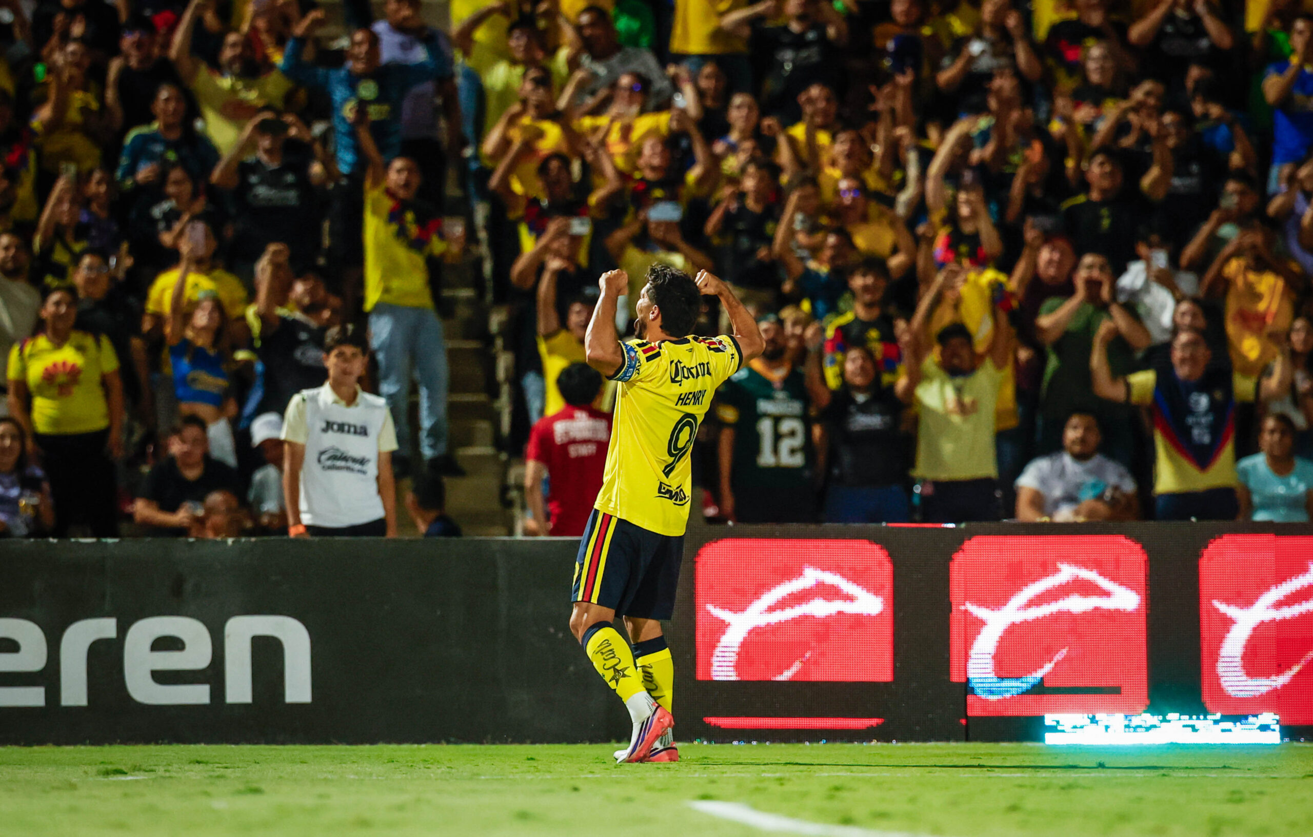 América