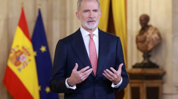 Rey Felipe VI expresa indignación por crisis migratoria en Ceuta y Melilla