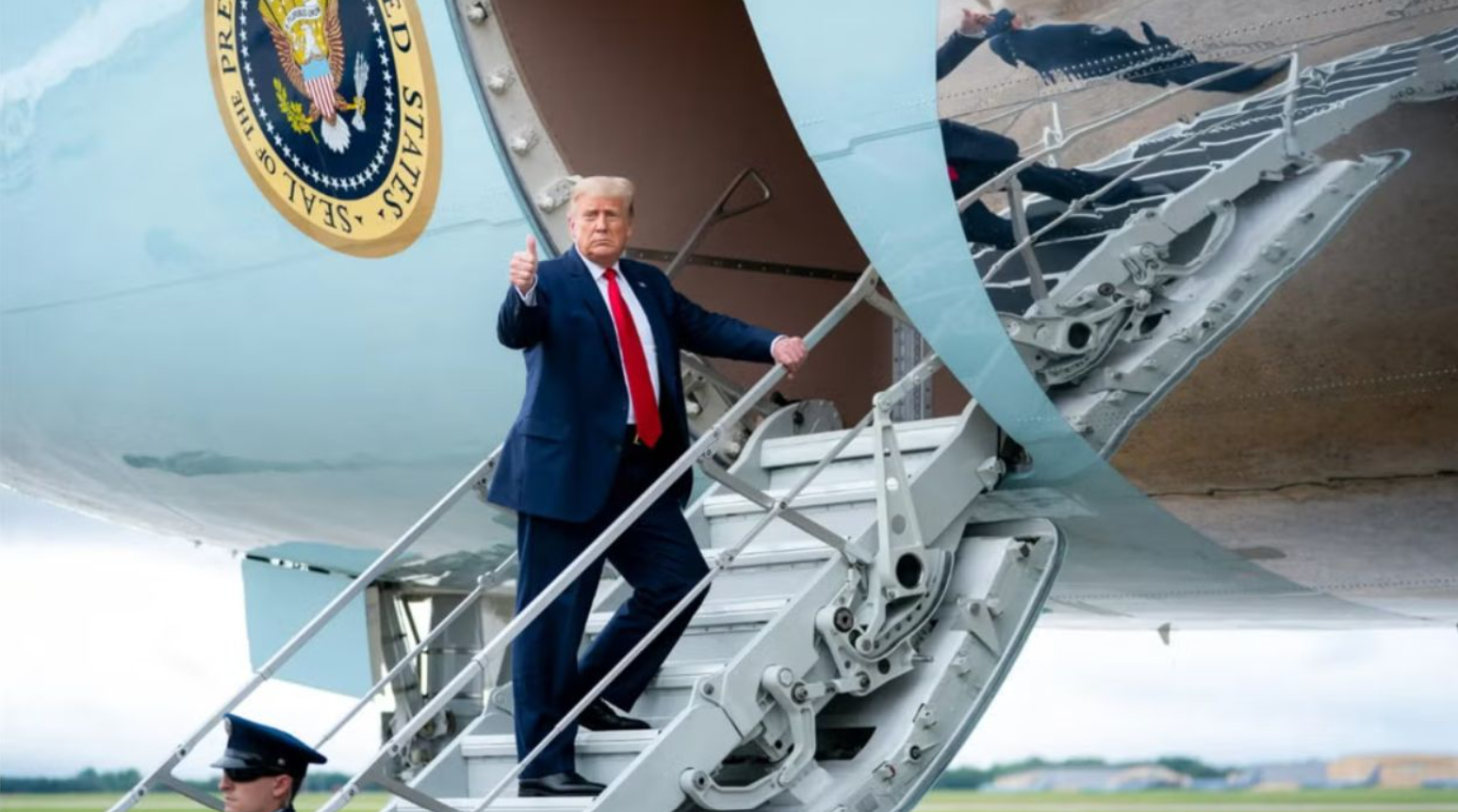 Trump habría salido de Turquía en secreto