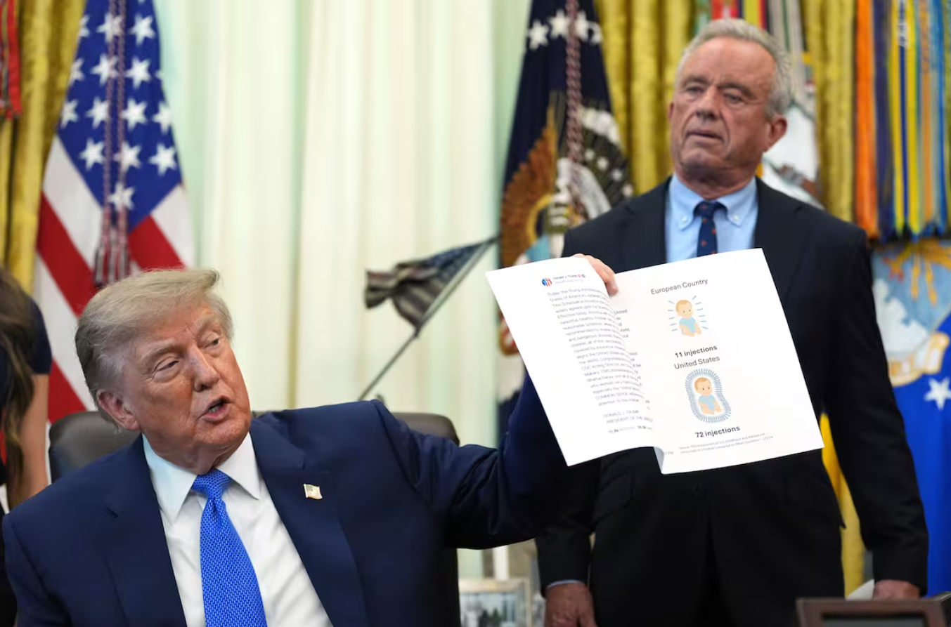 La OMS cuestiona a Trump por los cambios en vacunación