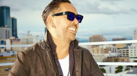 Jorge D’Alessio confirma que volvió a enamorarse y presume a su novia con una foto en redes sociales